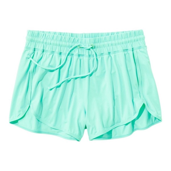 L.L. Bean Women's UPF 50+ Knit Shorts Small - Picture 2 of 8